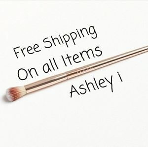 F.A.R.A.H Eye Contor Brush 635E